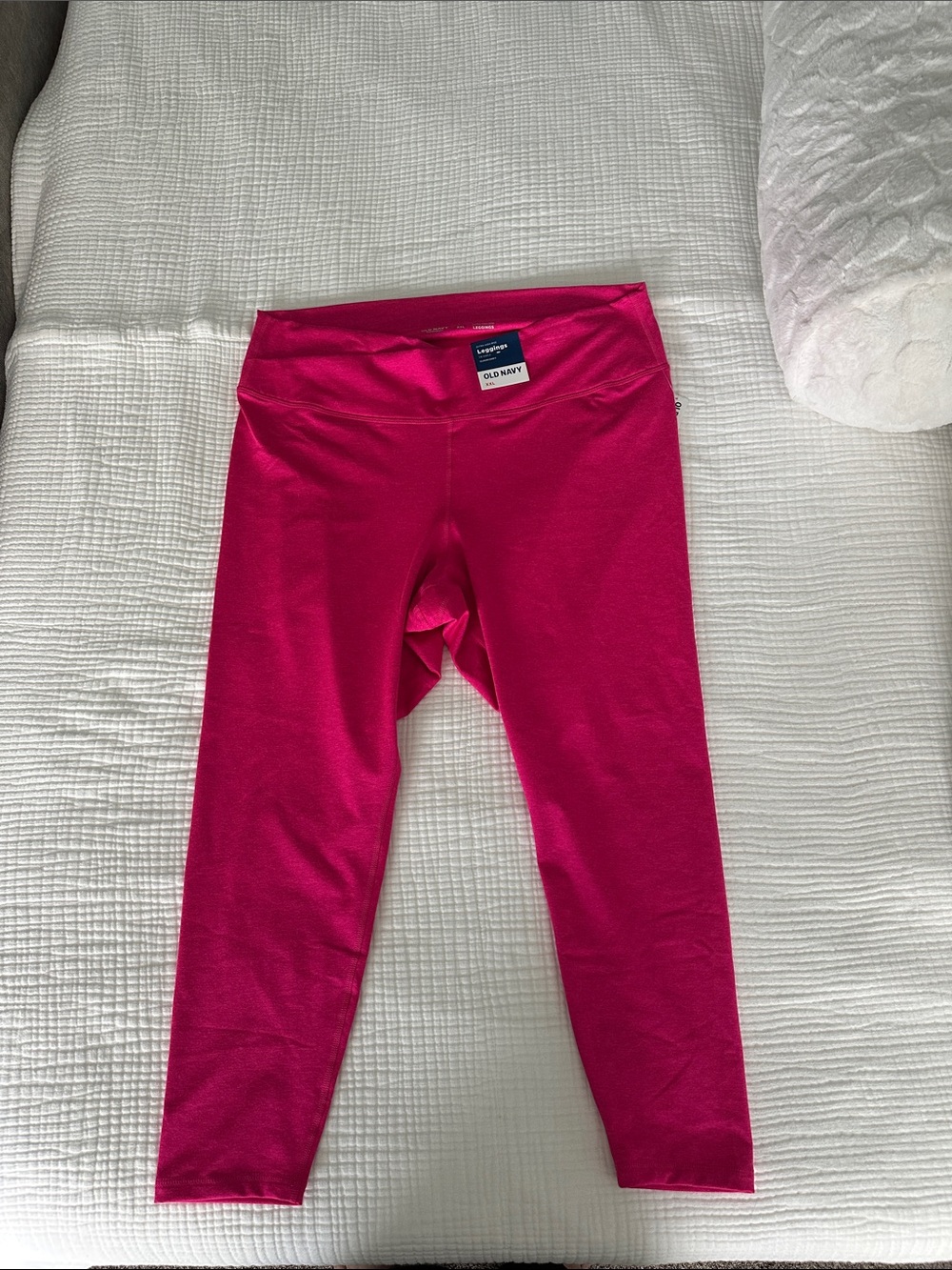 Old Navy Women’s Plus Size Cloud Comfy Bright Fuchsia Active Leggings